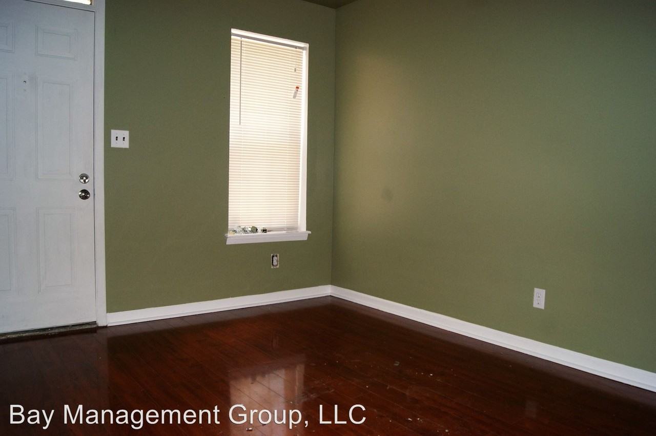 918 N Central Ave - Photo 2 of 15