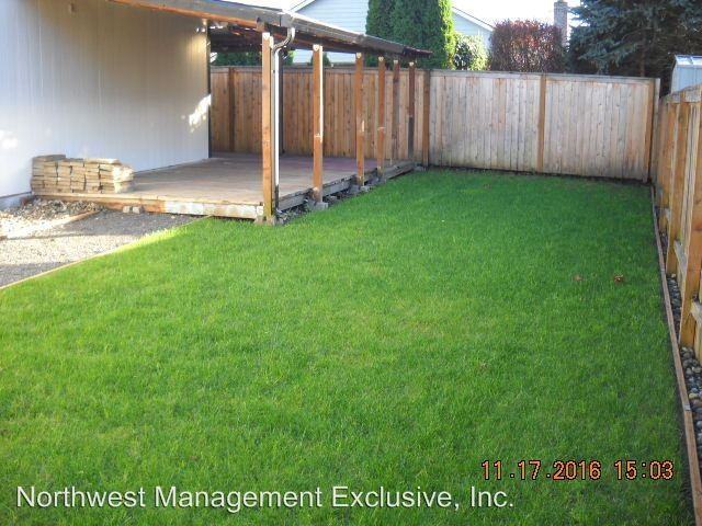 15605 NE 10th St - Photo 2 of 9