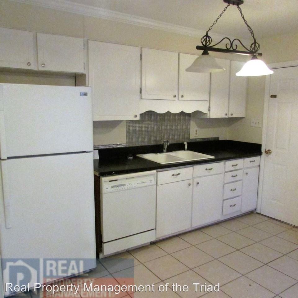 2503 Yow Rd - Photo 3 of 14