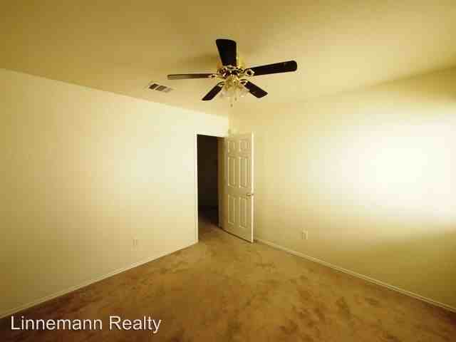4511 Causeway Ct - Photo 2 of 15