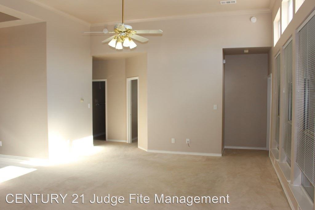 7206 Euclid Dr - Photo 3 of 10
