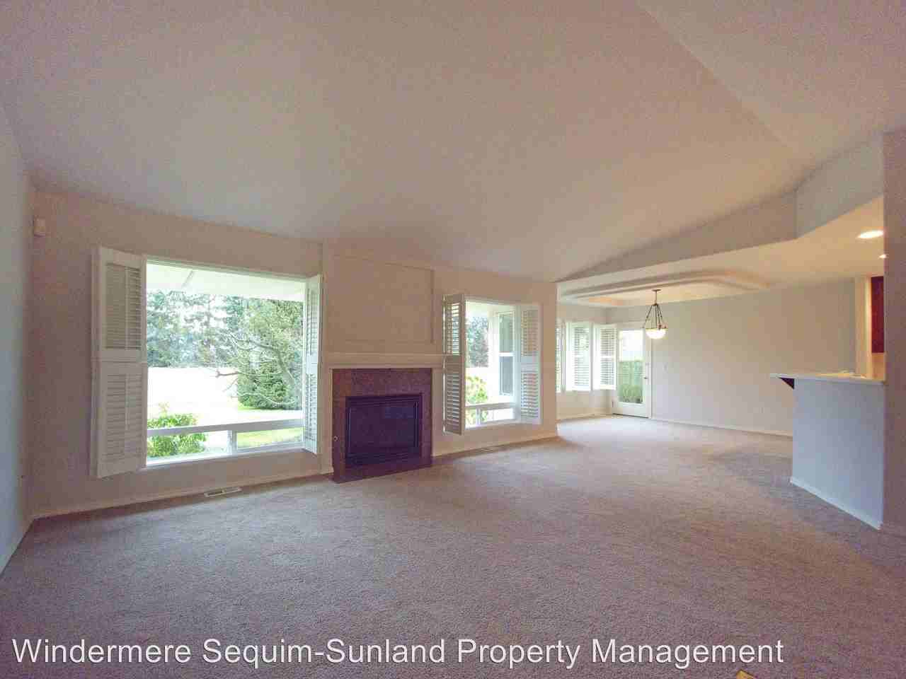 280 Blakely Blvd - Photo 3 of 25