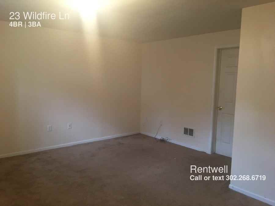 23 Wildfire Ln - Photo 3 of 13