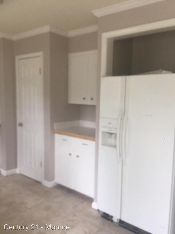 209 Laurel Grove Dr - Photo 3 of 7