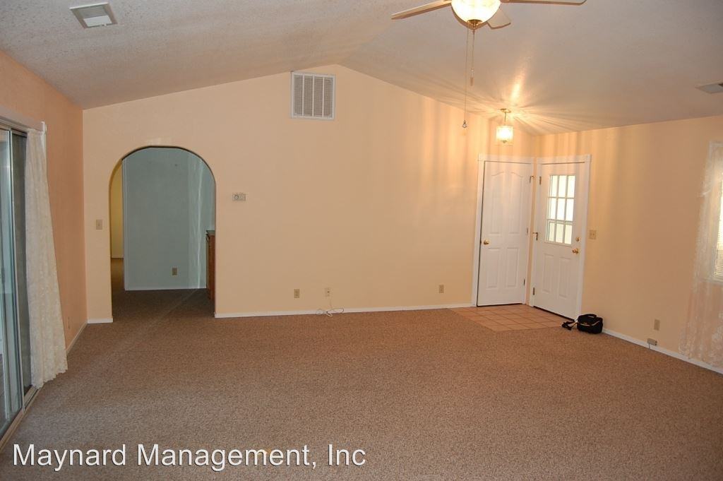 13530 Marko Ln - Photo 2 of 7