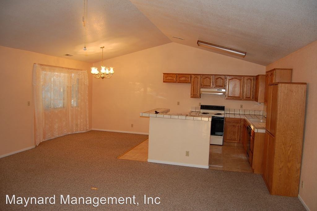 13530 Marko Ln - Photo 3 of 7