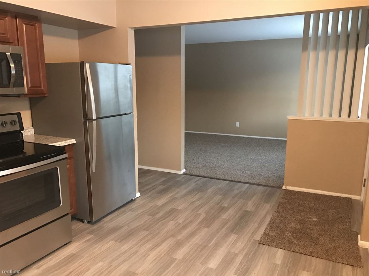 225 Helen St - Photo 2 of 4