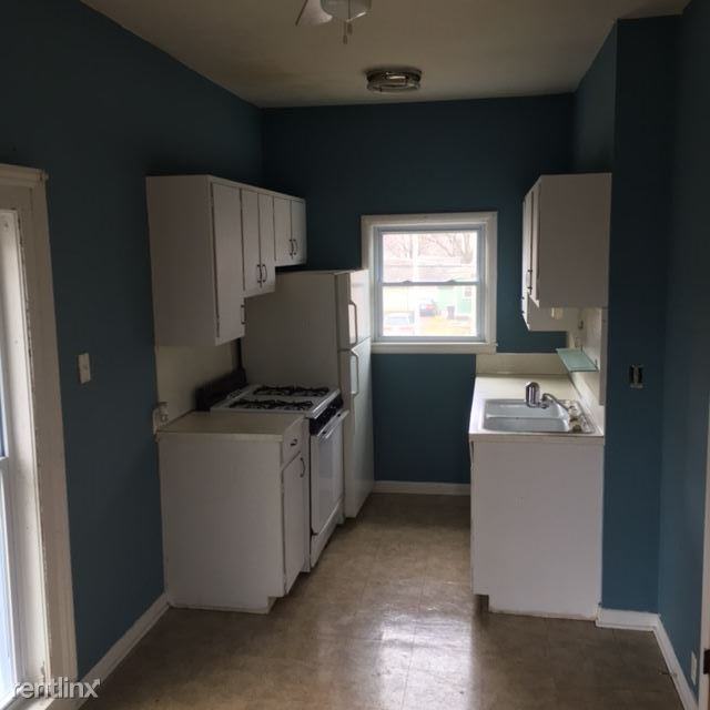 319 W Congress St - Photo 3 of 7