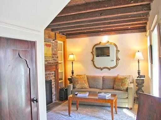 46 Society St #B - Photo 2 of 13