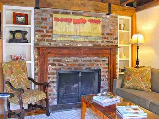 46 Society St #B - Photo 3 of 13