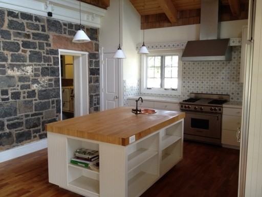 590 N 300 W St - Photo 2 of 35