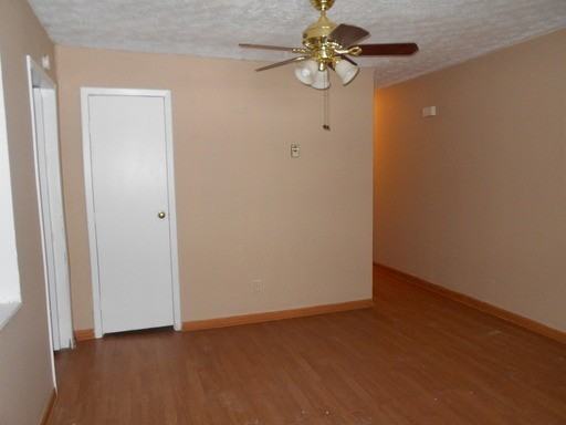 4972 Alert New London Rd - Photo 2 of 18