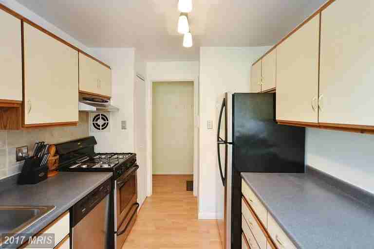 1935 Wilson Ln #301 - Photo 3 of 15