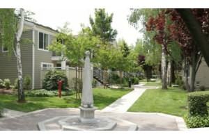 Park Central Apartments - Photo 3 of 7