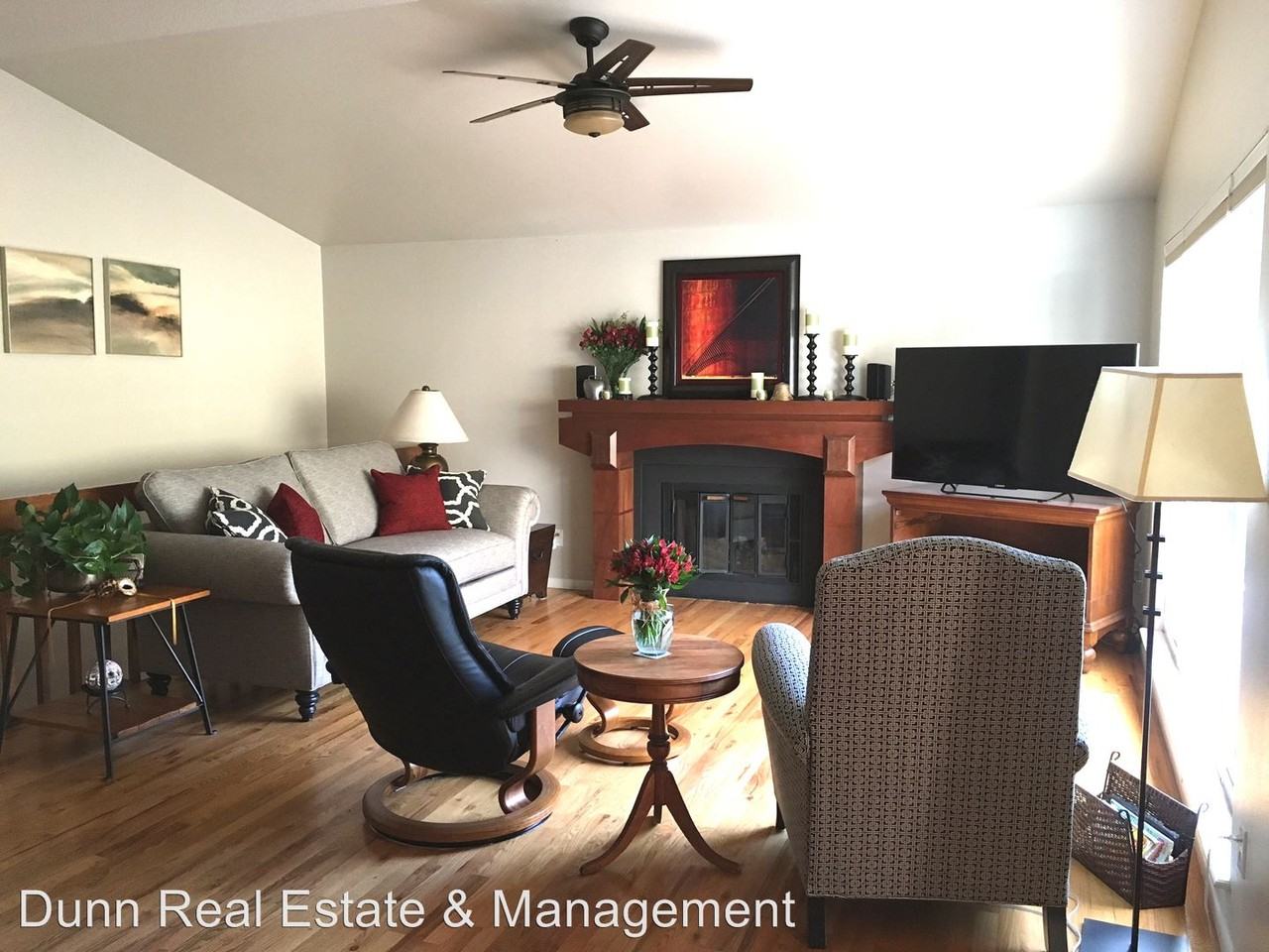 4506 Seaway Cir - Photo 2 of 12