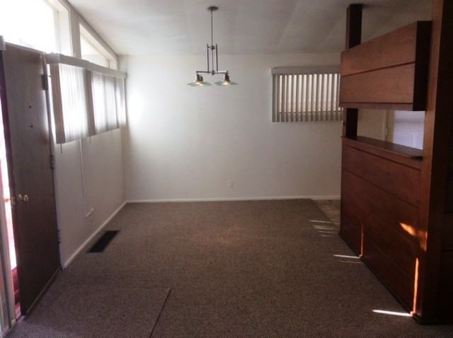 1700 Ridgewood Dr - Photo 3 of 13