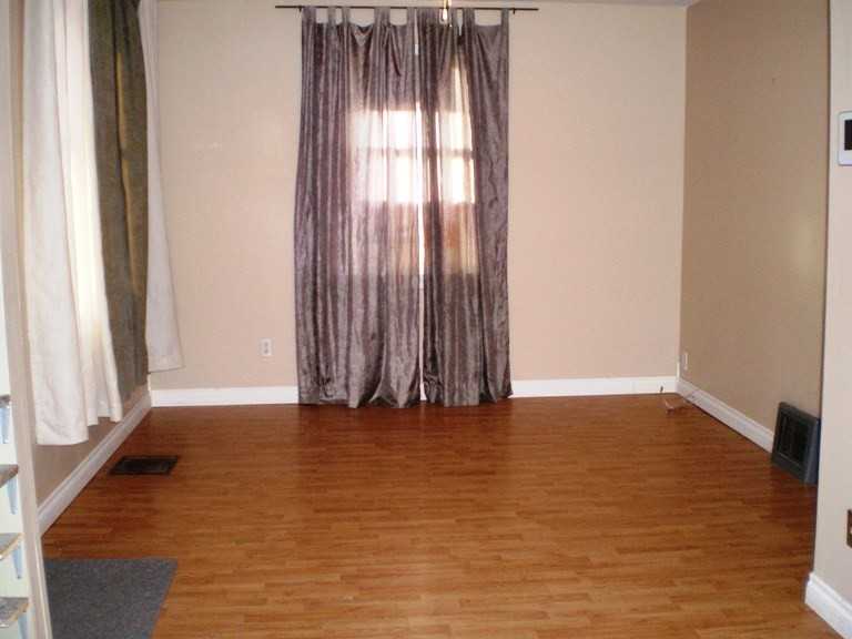 1617 21st St - Photo 2 of 25