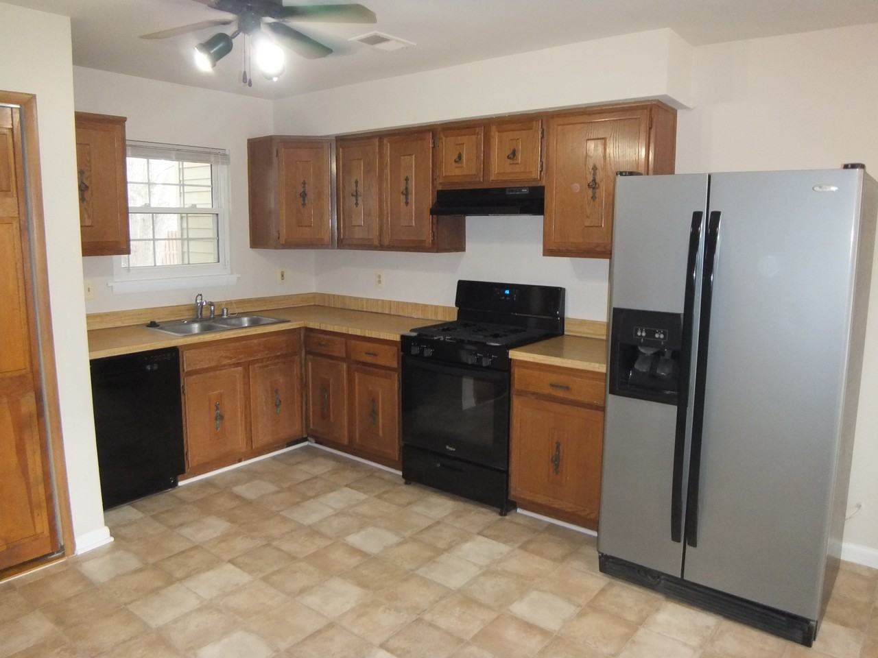 13549 Princedale Dr - Photo 2 of 22