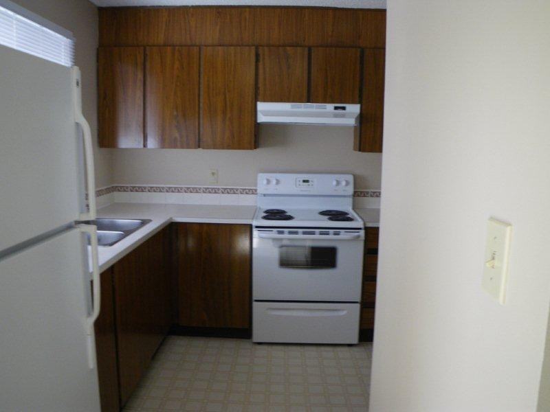 16503-16571 100 St NW - Photo 3 of 4