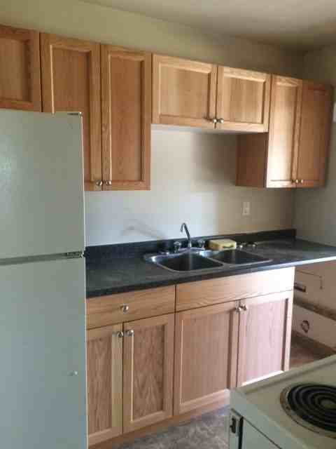 28 Ottawa St - Photo 2 of 2