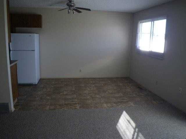 14 Cardinal Ave - Photo 3 of 4