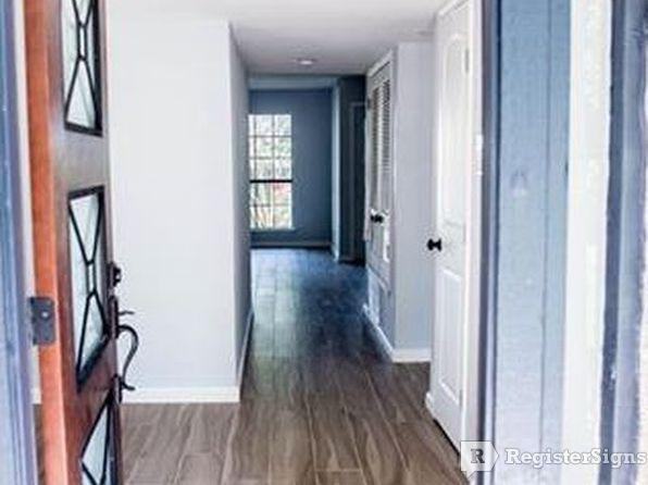 1729 Ryon Ln - Photo 2 of 27