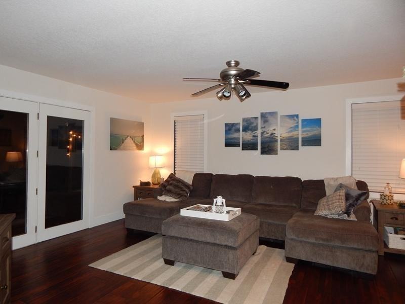 N27W30028 Maple Ave - Photo 3 of 9