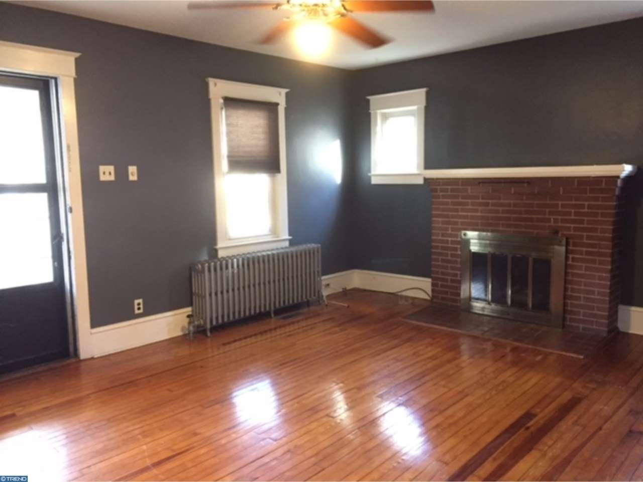 616 Grove St - Photo 2 of 9