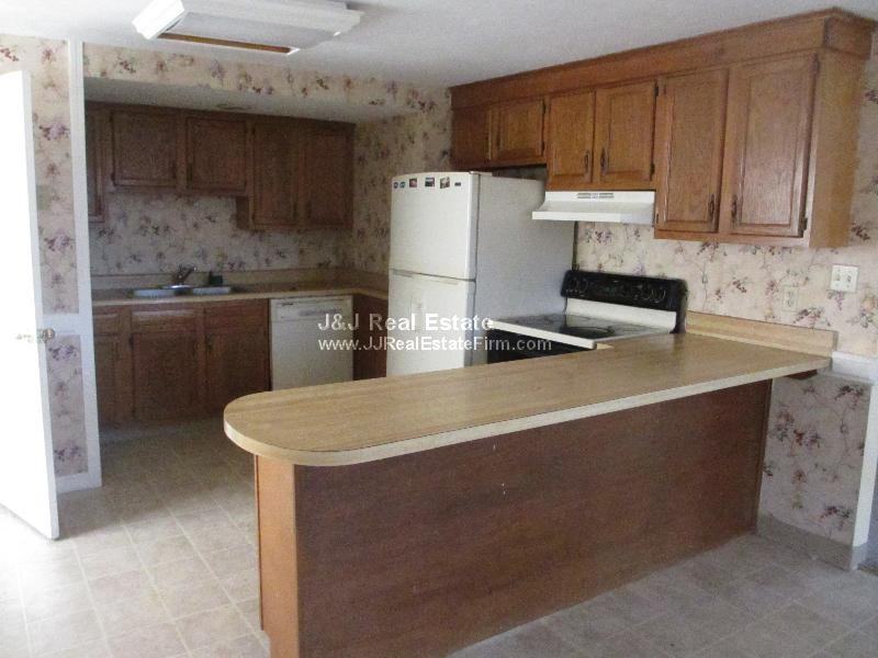 37 Bryn Mawr Ave A - Photo 2 of 9