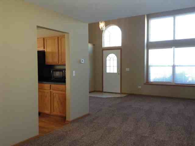 25839 S Daffodil Ln - Photo 3 of 13