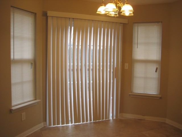 2800 Rader Ridge Ct - Photo 3 of 9