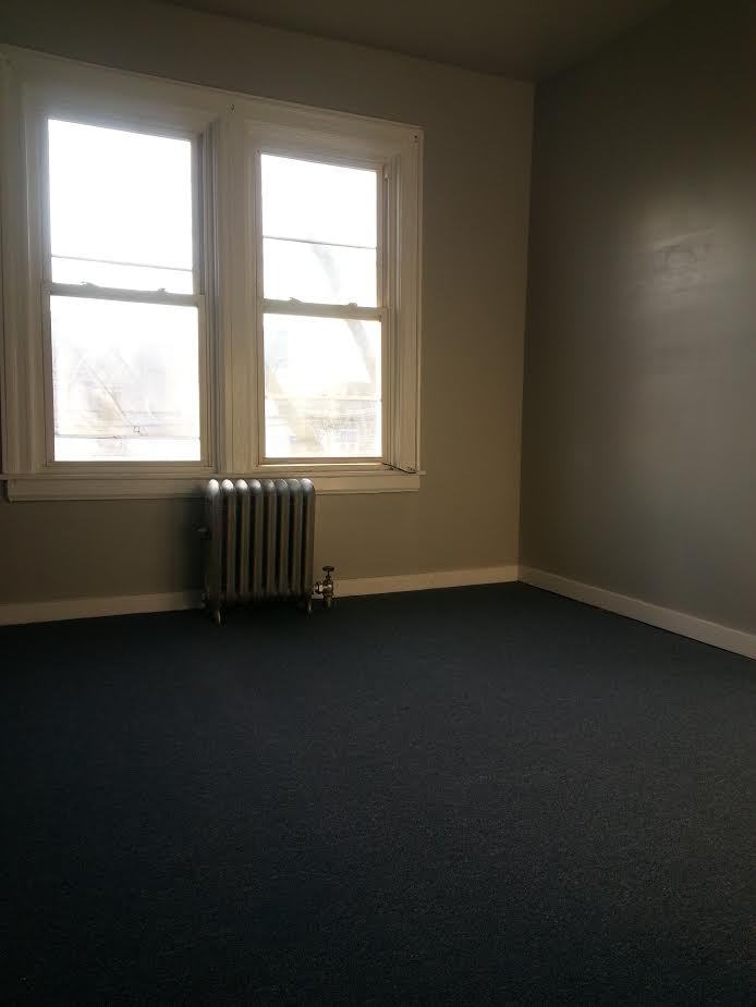 11602 95th Avenue - Photo 3 of 11