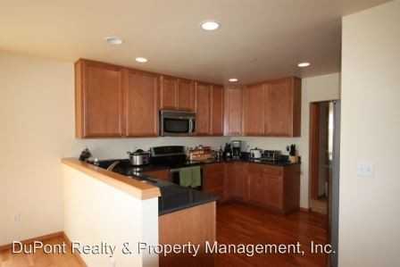1578 Sinclair Dr - Photo 3 of 9