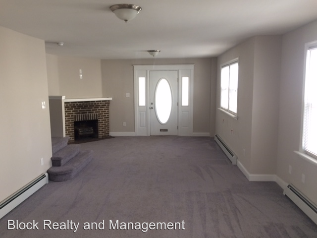 124 Lincoln Ave - Photo 3 of 7