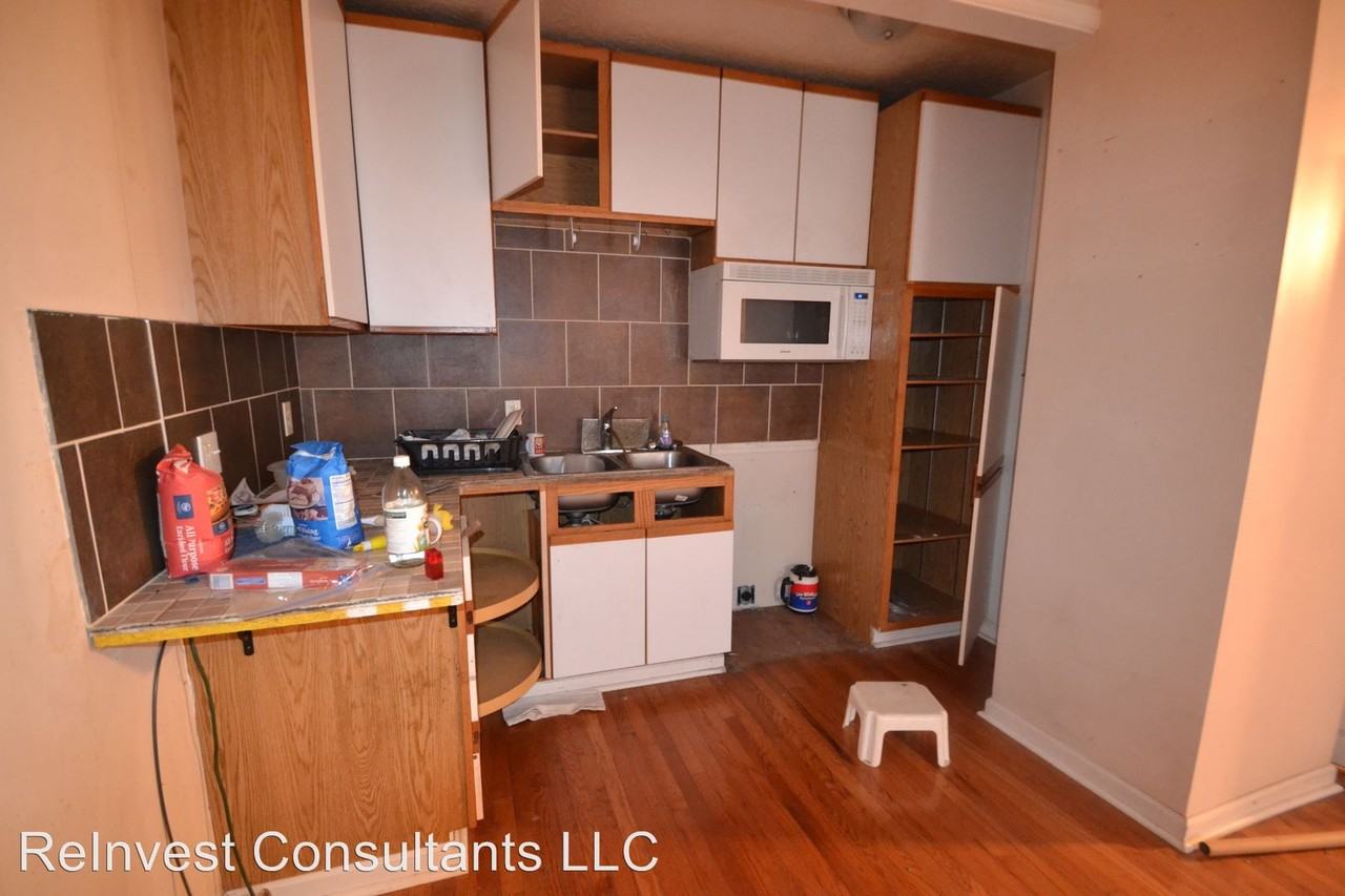 125 1st St - Photo 3 of 15