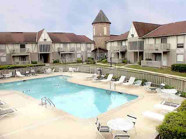 Foxcroft Apartments - Photo 2 of 13