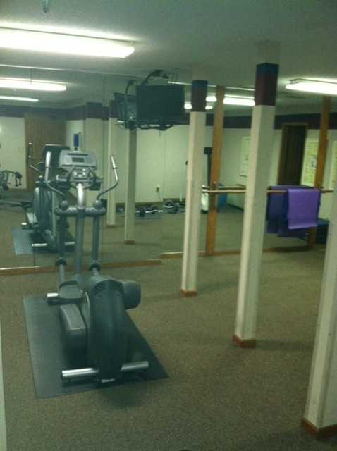 Bayview Apartments - Photo 3 of 6