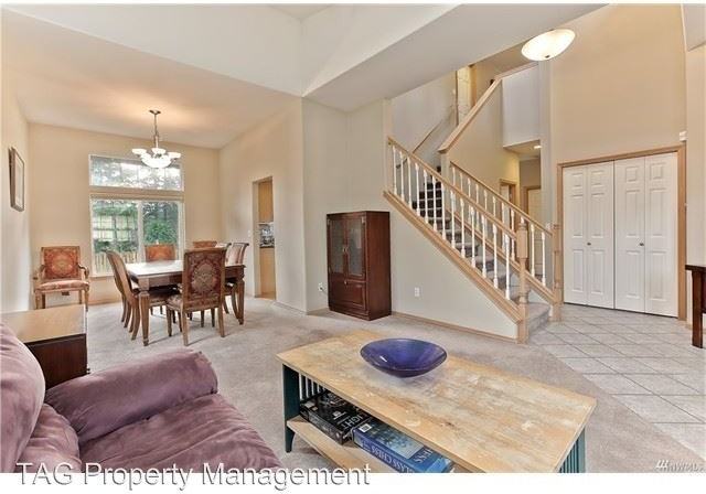 9019 NE 176th St - Photo 2 of 14