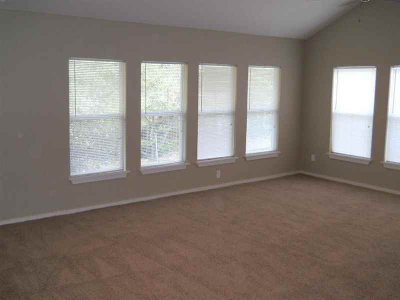 1007 Arboles Cir - Photo 2 of 19