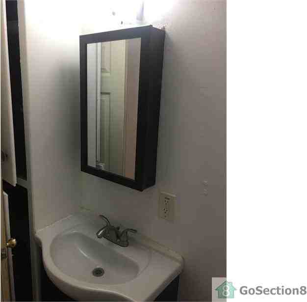 1 Deering Ct - Photo 3 of 5