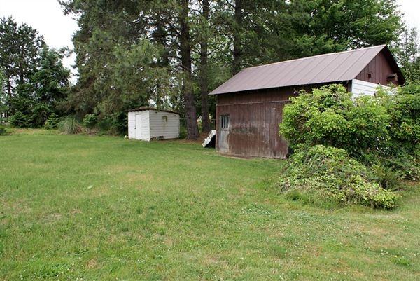 1608 Cooks Hill Rd - Photo 3 of 10