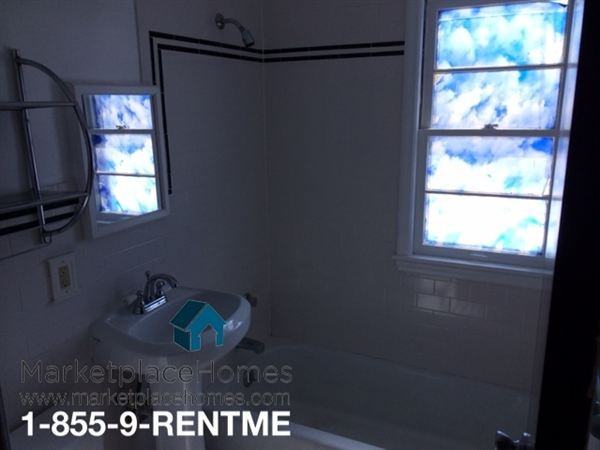 1686 Iowa Ave E - Photo 3 of 8