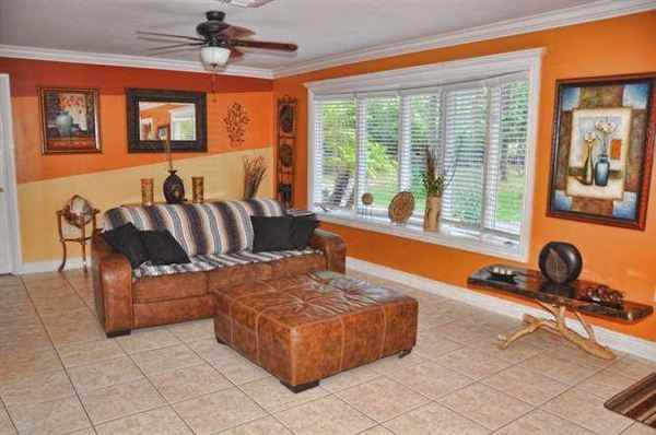 10170 158th St N - Photo 2 of 6