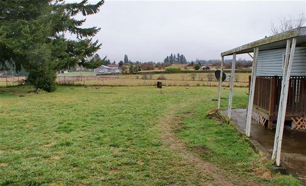 123 Harkins Rd - Photo 3 of 16