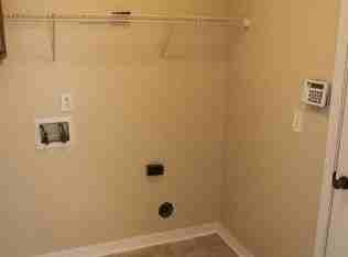 2494 Coachman Lakes Dr - Photo 2 of 11