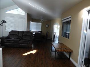 29752 Strawberry Hill Dr - Photo 2 of 6