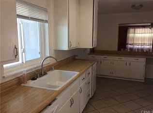 1495 Blythe Ave - Photo 2 of 13