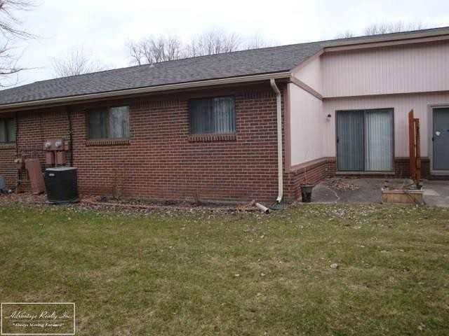 50753 Bower Dr - Photo 2 of 13