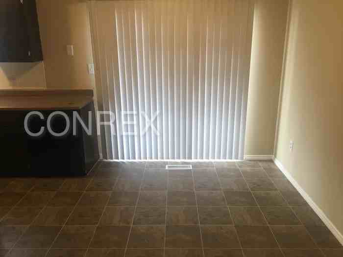 8502 Pershing Rd - Photo 3 of 10