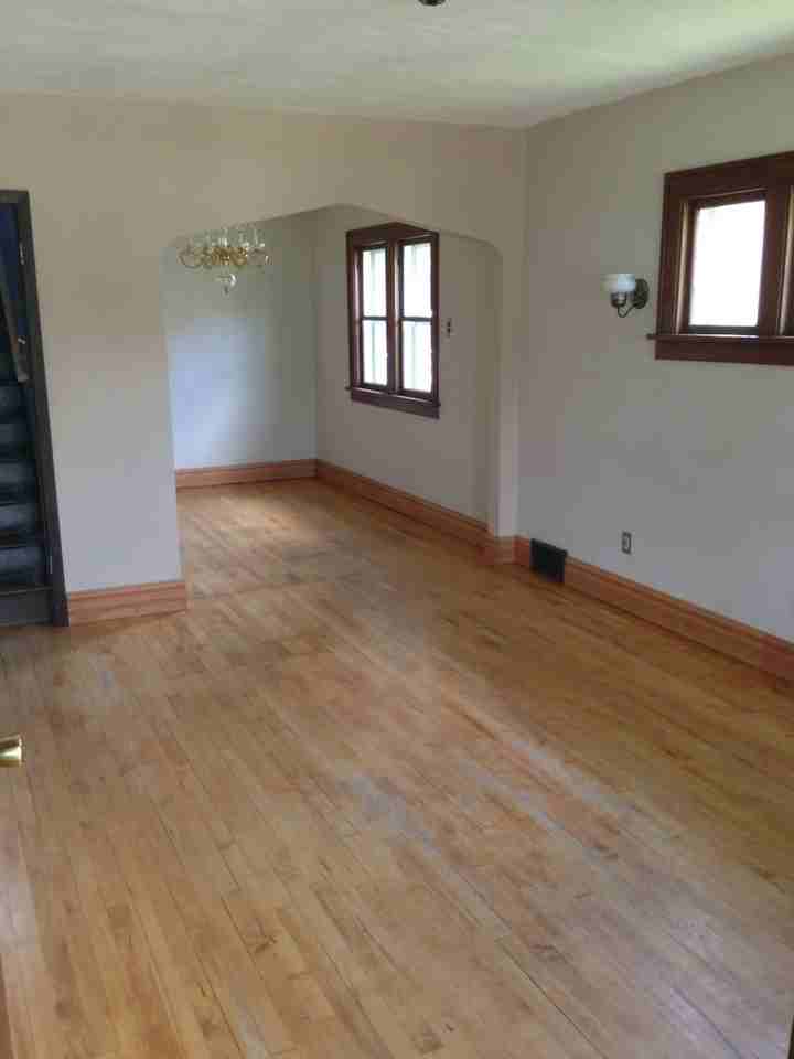 437 5th Ave S - Photo 2 of 4